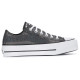 Converse Chuck Taylor All Star lift